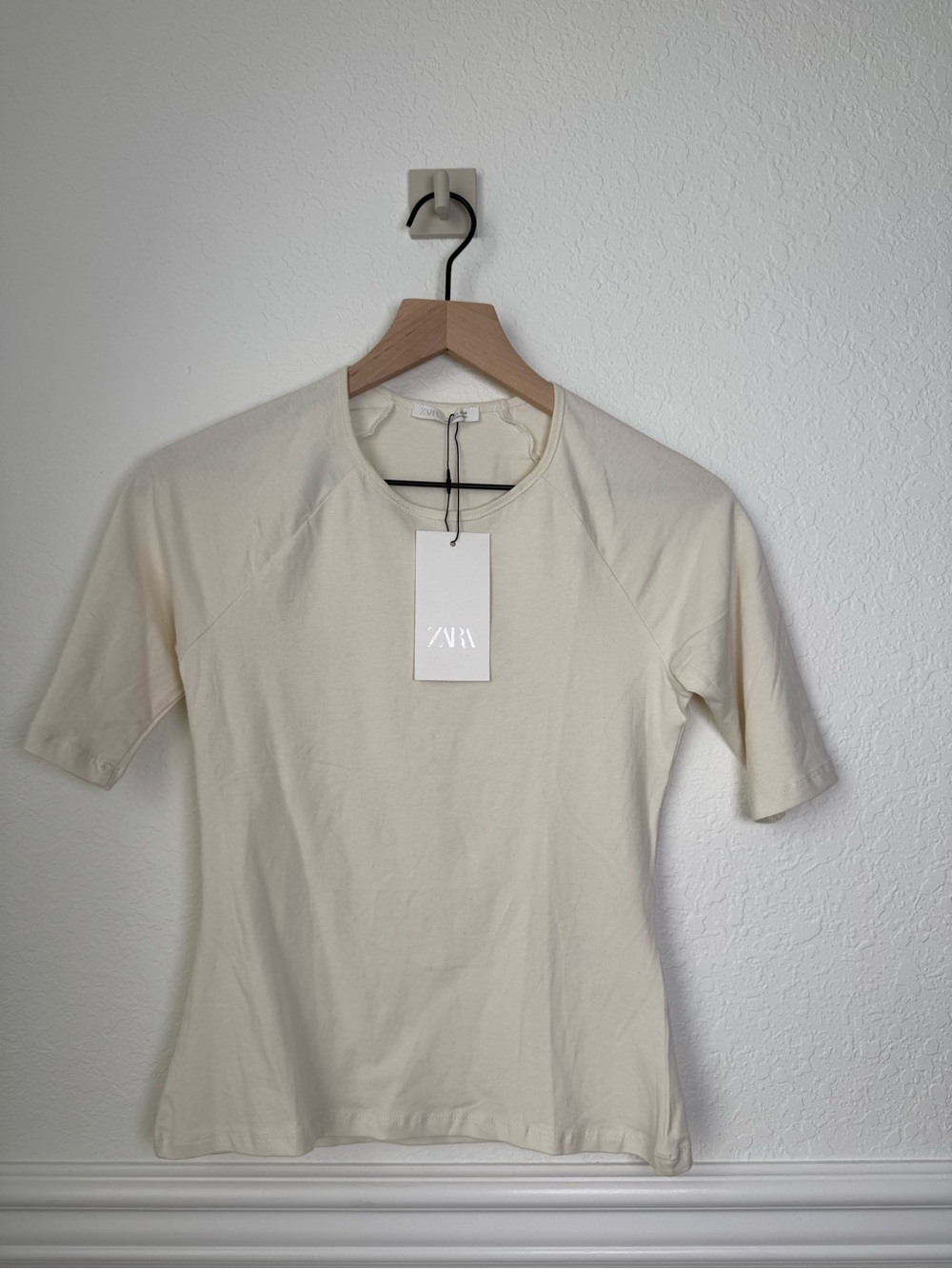 NWT Zara Cream Ivory Fitted Short Sleeve Top Size L